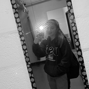 Meet your Posher, Addison